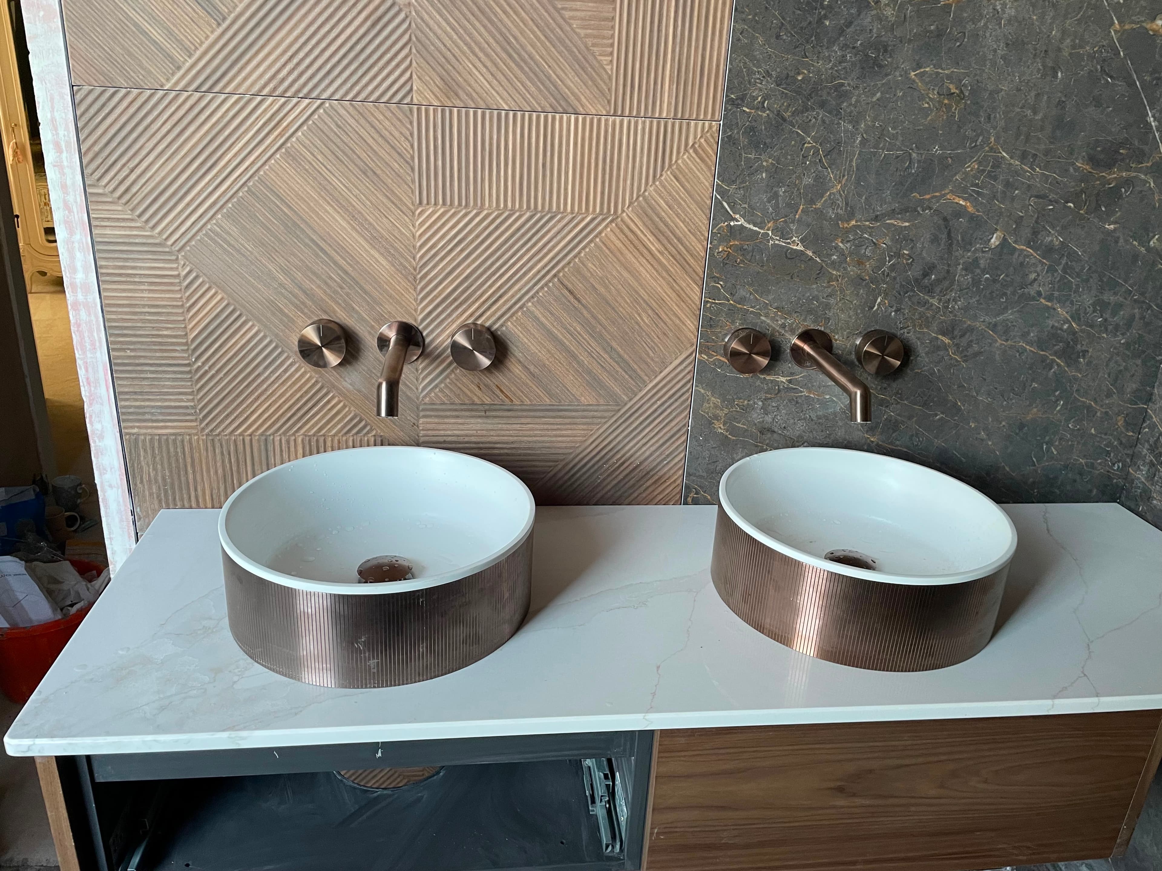 Twin Vessel Basins